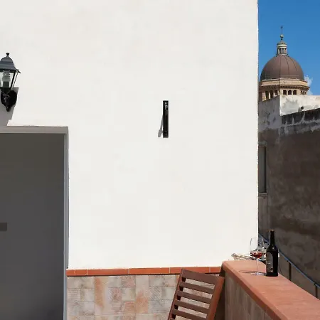 Il Cortile Degli Artisti Bed & Breakfast *